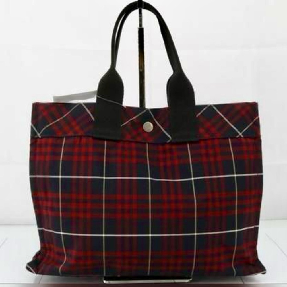 Authentic Beautiful Burberry Red & Black Plaid Tote Bag Best Price on Poshmark